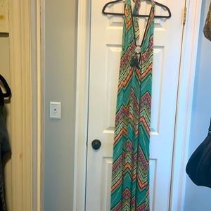 Colorful stretchy Maxi dress with feather detail